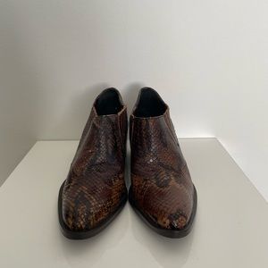 Sam & Libby Western style booties